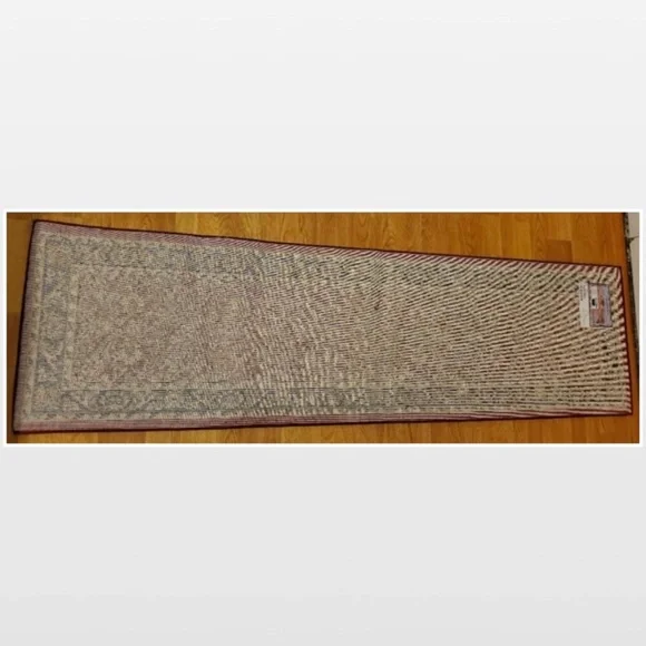 1.87’X6.91’ Red Turkish Runner Rug
